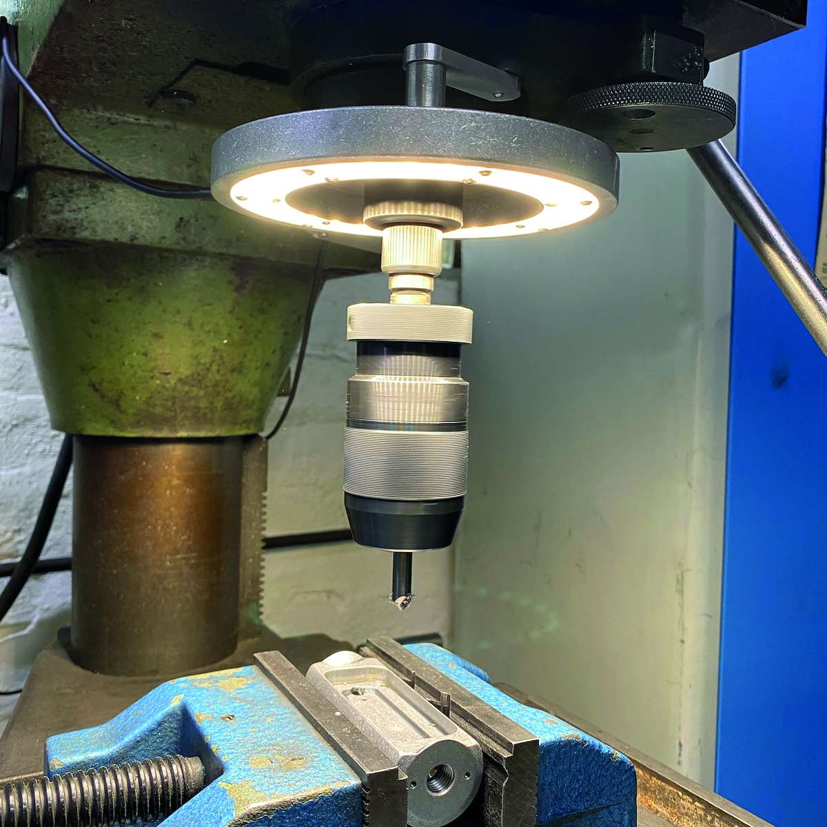 Bauer & Böcker Led-Maschinenleuchte "Kreislicht"